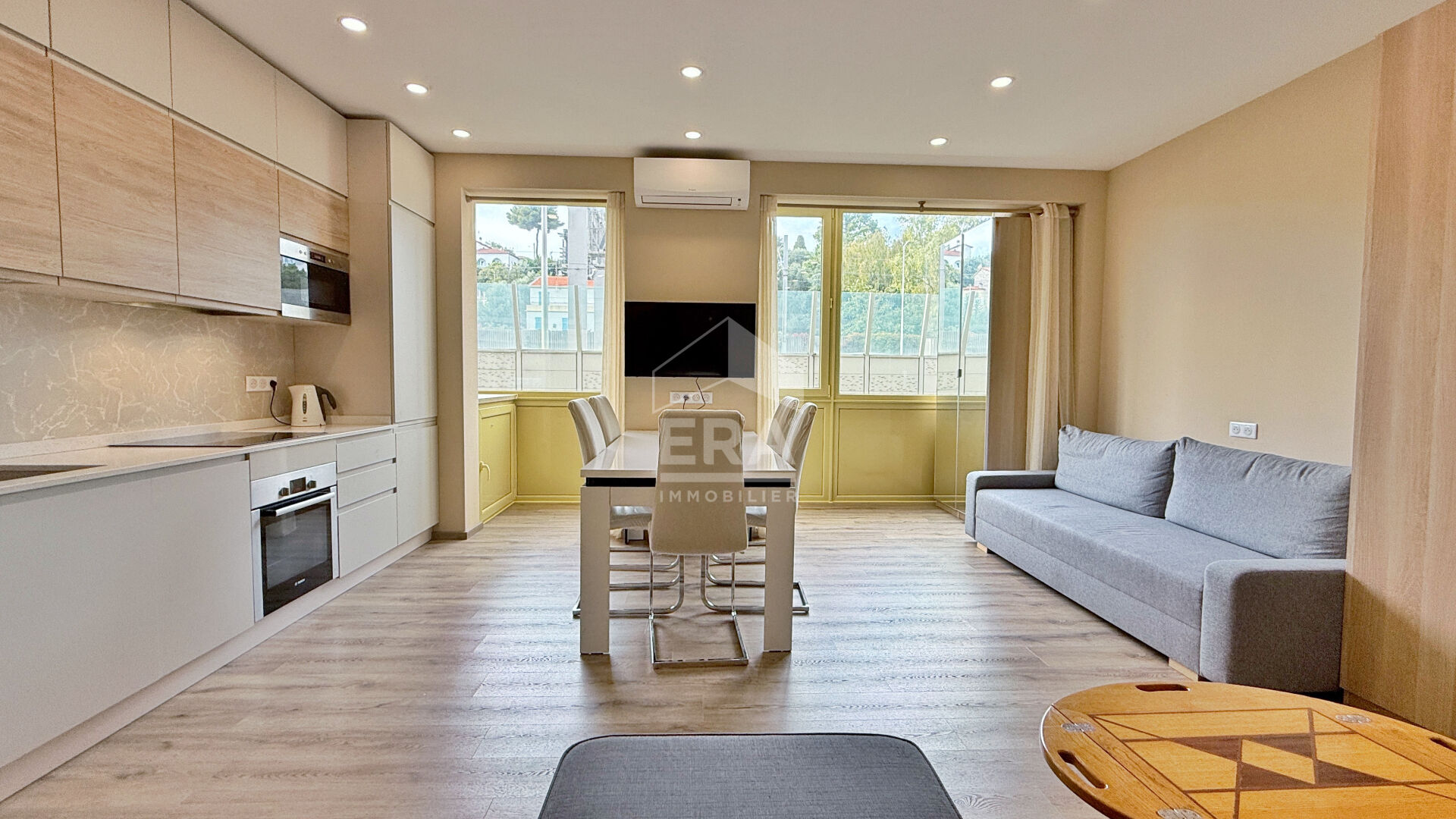 Appartement à vendre à NICE / CALIFORNIE Grand studio