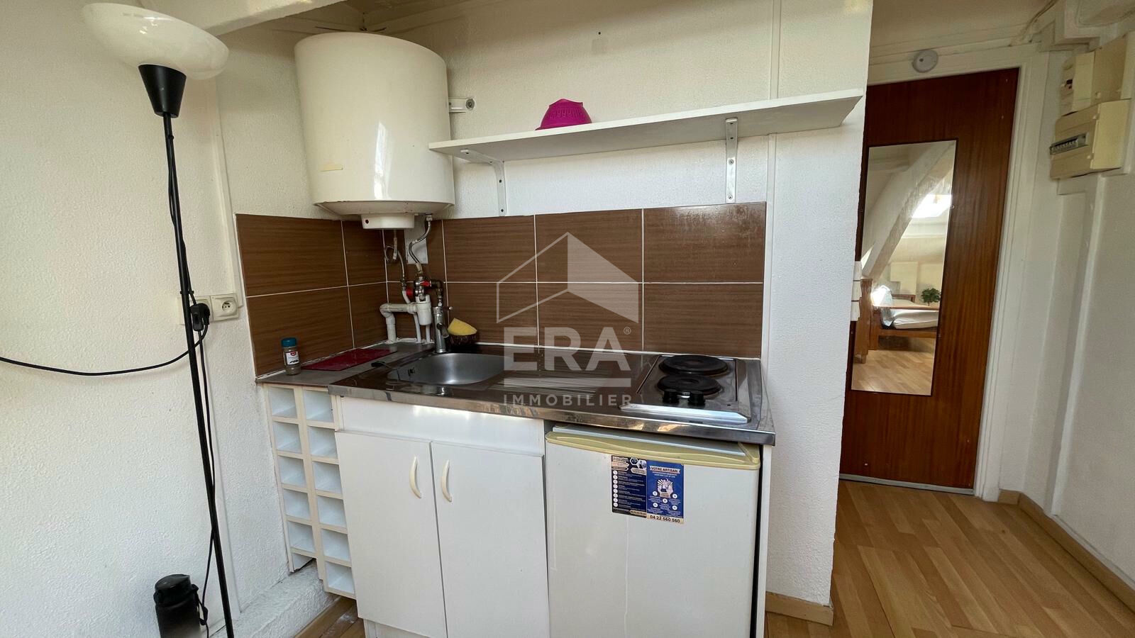 Photo Appartement à vendre à Nice / Libération : Studio dernier étage 30 m² habitable image 4/4