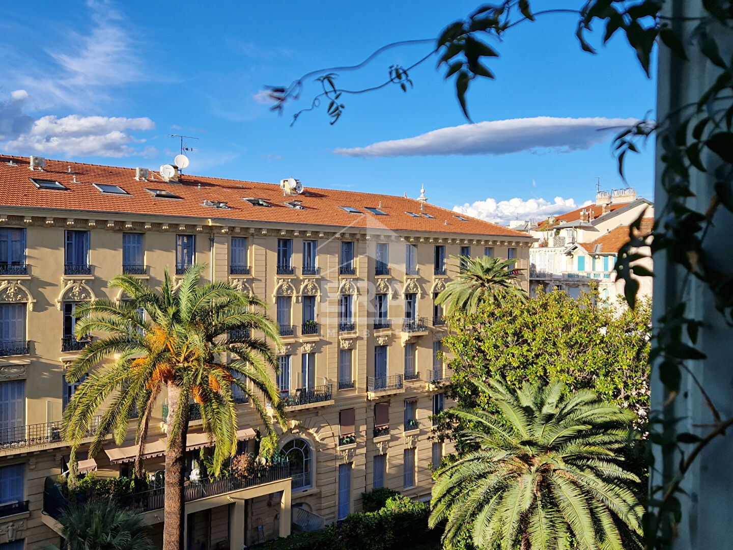 A vendre bel appartement à Nice centre  3 pièces