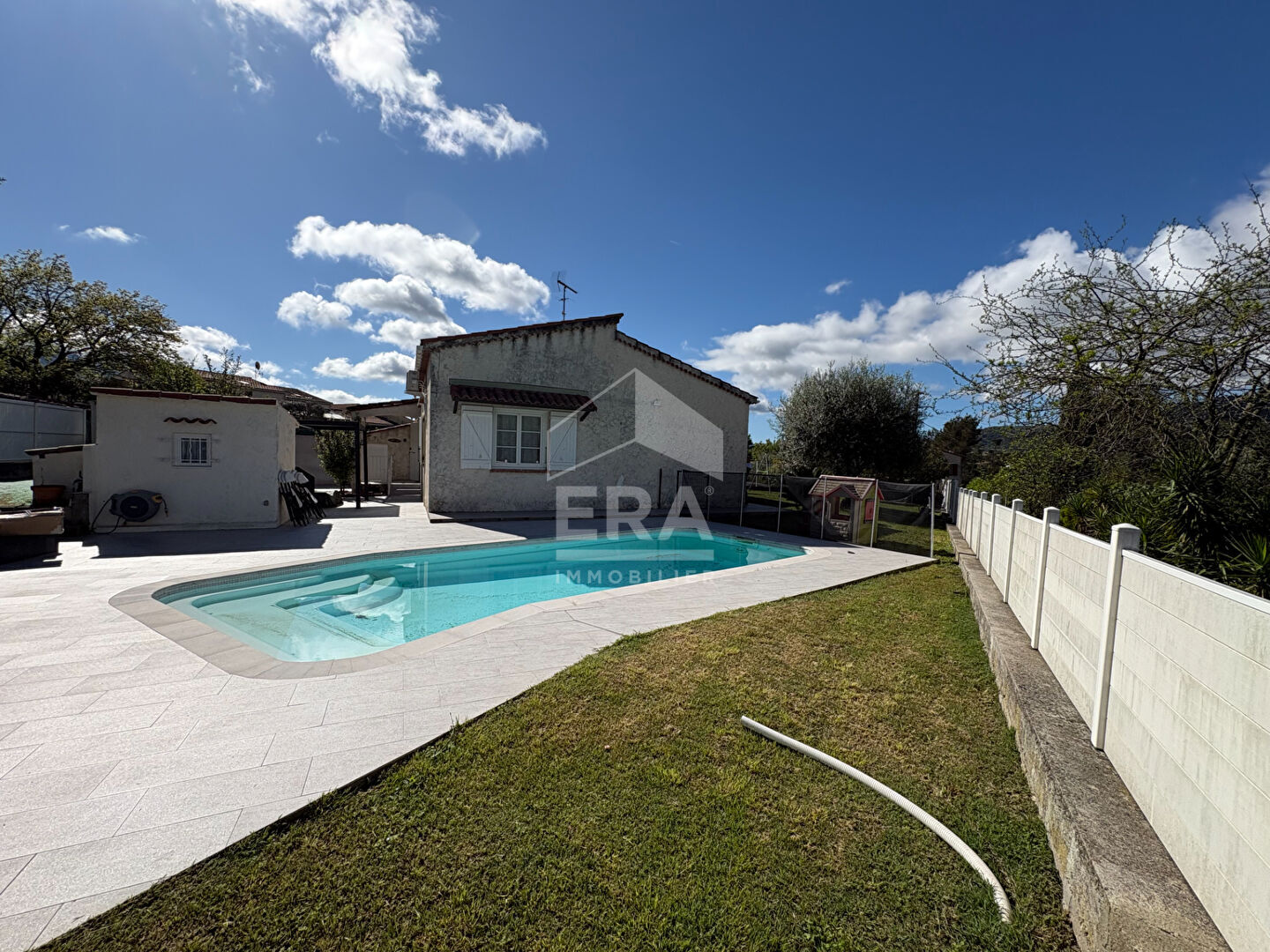 Photo A VENDRE maison CONTES 4 pièces 74 m2 + dépendance 15 m2  sur terrain plat 631 m2 avec piscine image 2/6