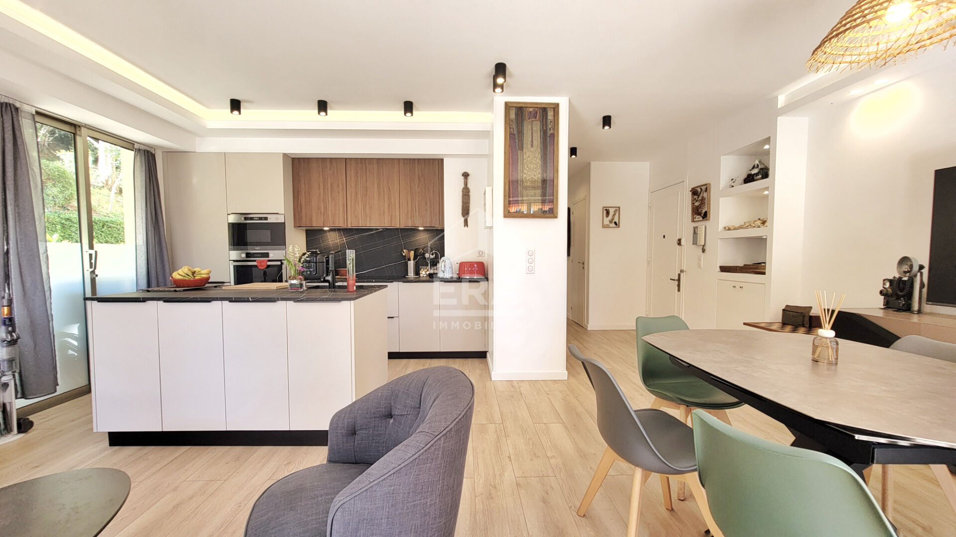 Photo A VENDRE APPARTEMENT ARCADIA NICE 3 pièces 73m2  GARAGE PISCINE image 3/6