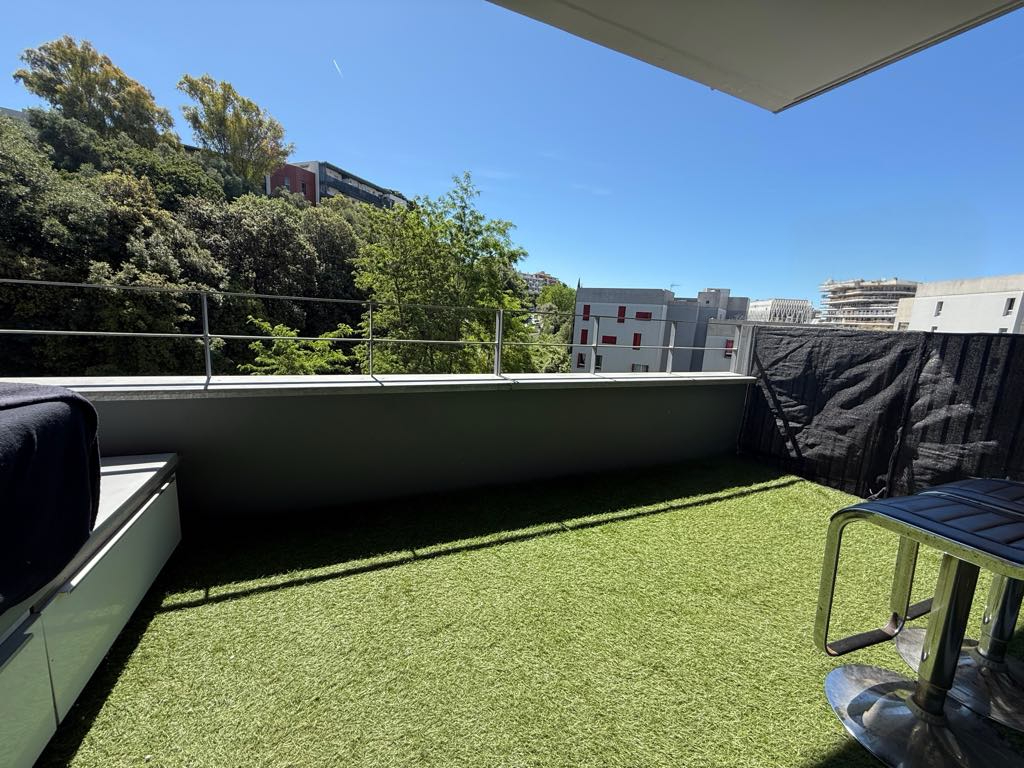 Appartement à vendre à Nice Ouest 2 pièces 48 m2 avec 2 terrasses