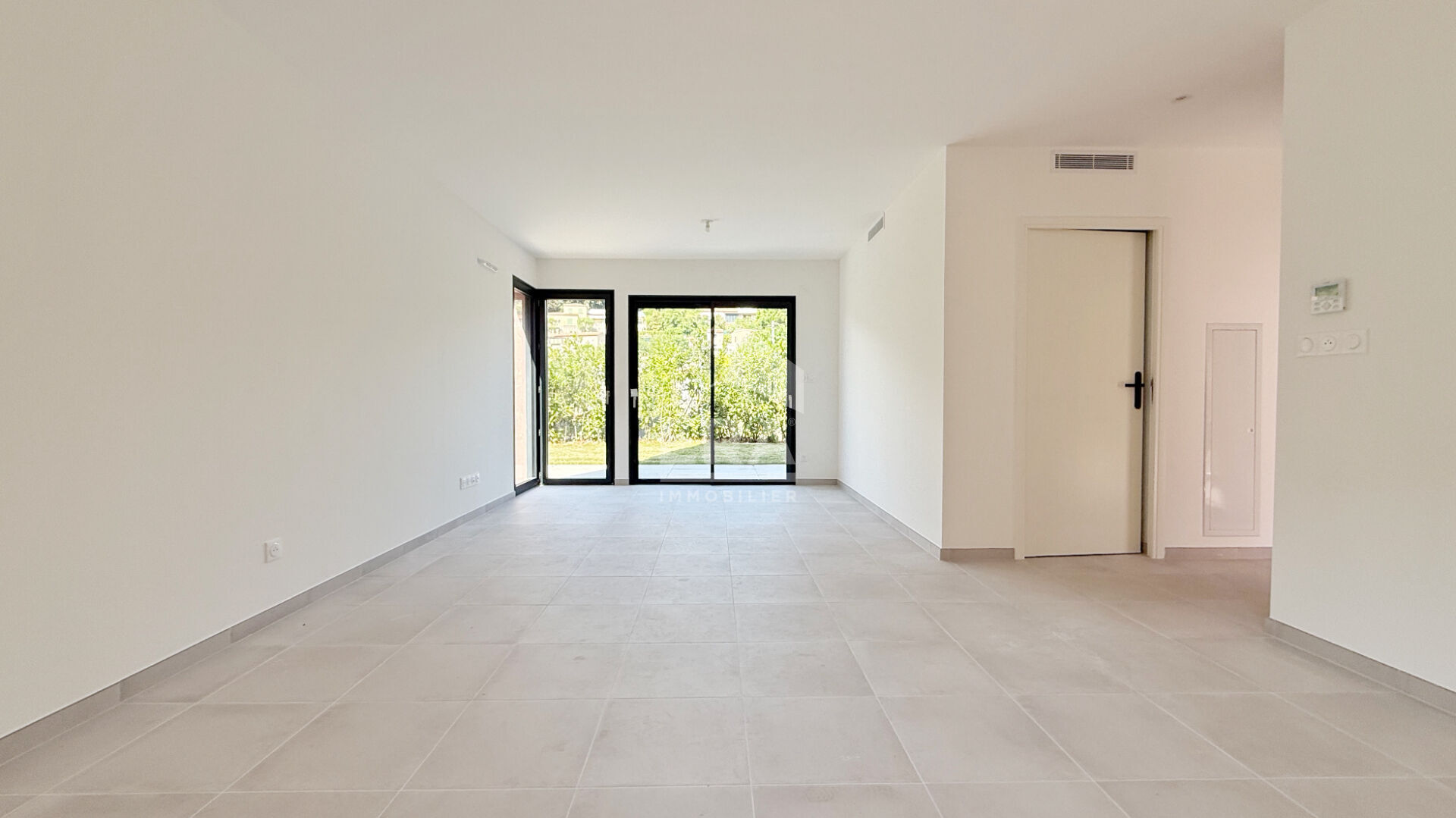 Photo Maison La Turbie 4 pièces 92 m2 JARDIN, JACUZZI, 2 PK image 6/6