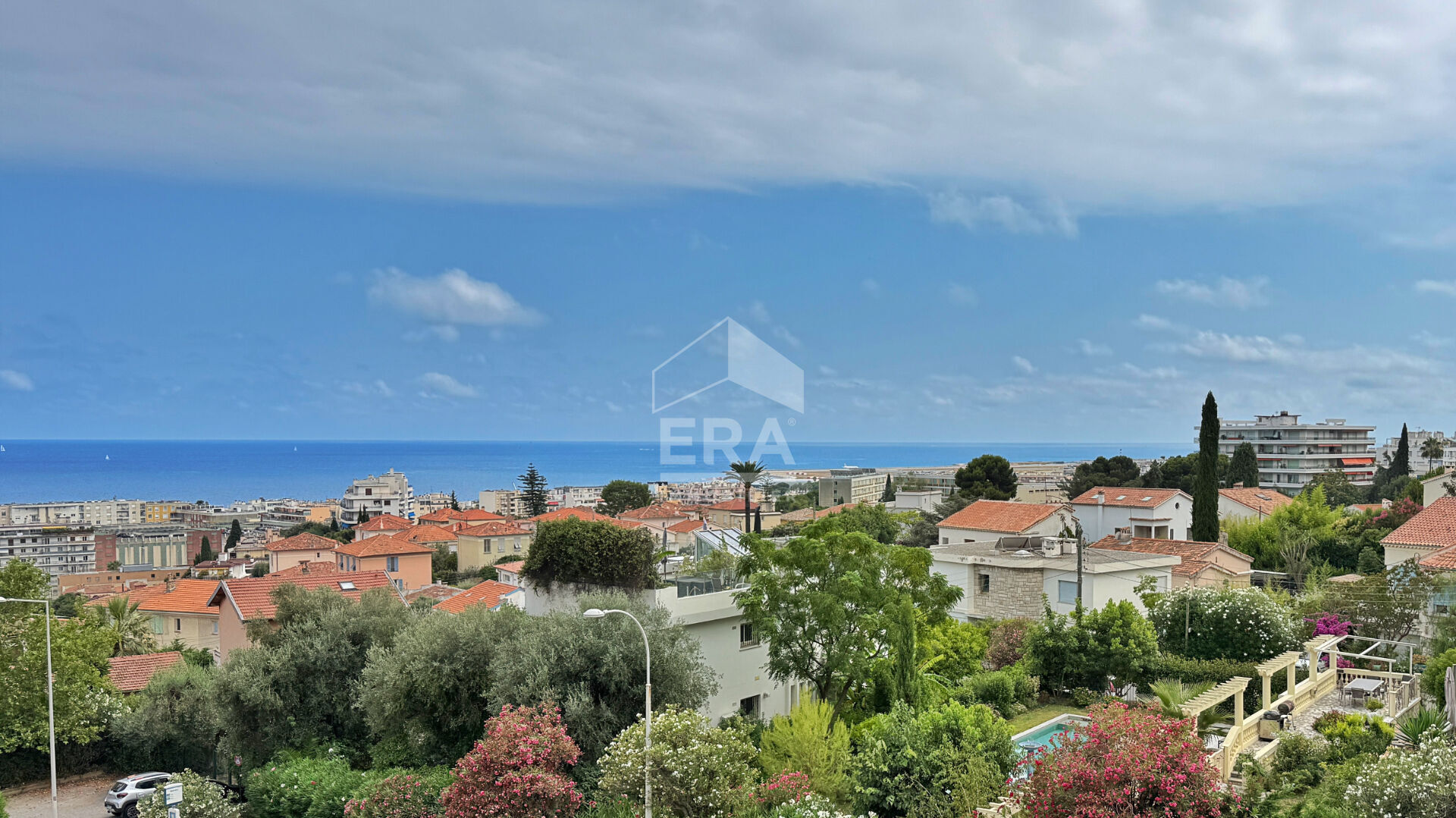 Photo NICE 2 pièces 53 m2 Vue mer image 3/6