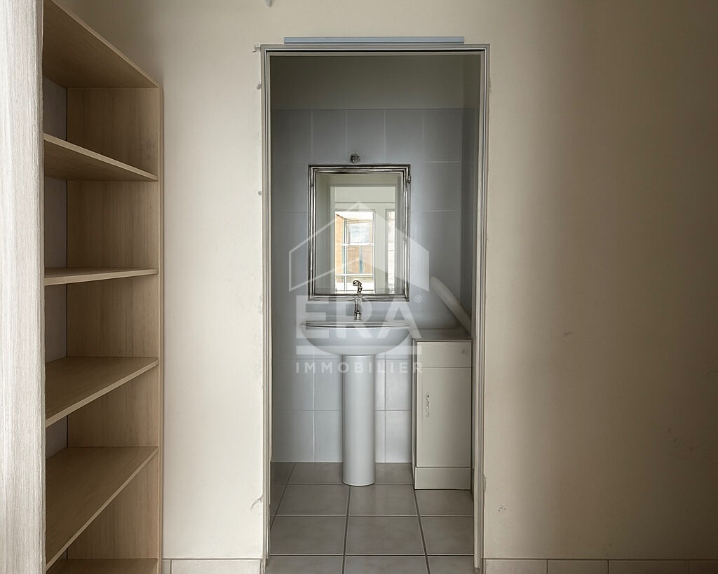 Photo Local commercial loué Nice Ouest 30 m2 image 3/4