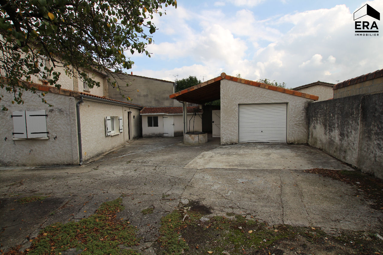 Vente Maison La Couronne 16400 sur Le Partenaire