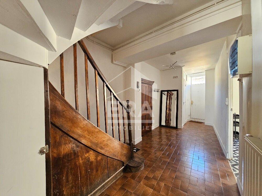 Photo Maison de ville à vendre La Couronne 4 chambres, garage et jardin image 4/6