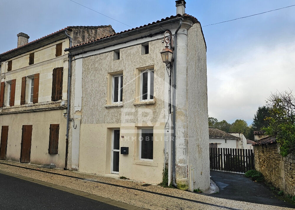 Photo Maison à vendre Roullet Saint Estephe - 3 chambres image 1/6