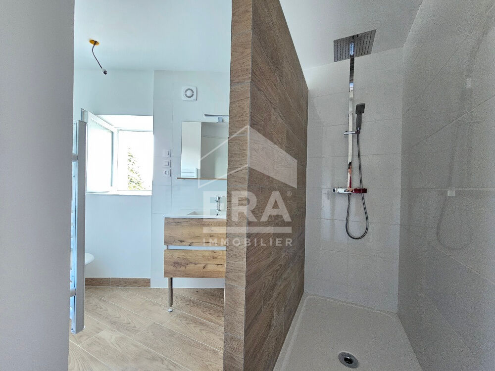 Photo Maison à vendre Roullet Saint Estephe - 3 chambres image 5/6