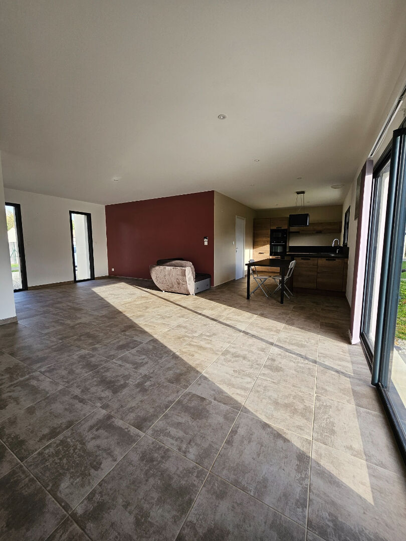 Photo Maison Roullet Saint Estephe 4 pièce(s) 95 m2 image 3/6