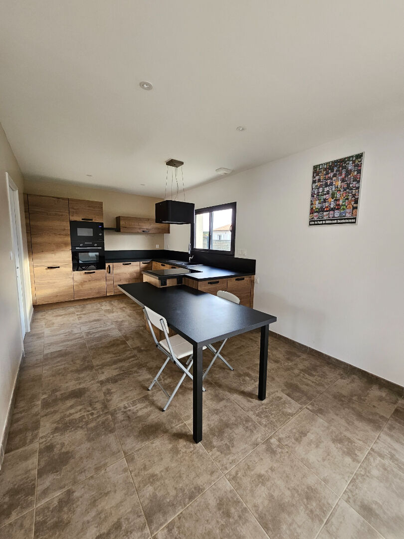 Photo Maison Roullet Saint Estephe 4 pièce(s) 95 m2 image 6/6