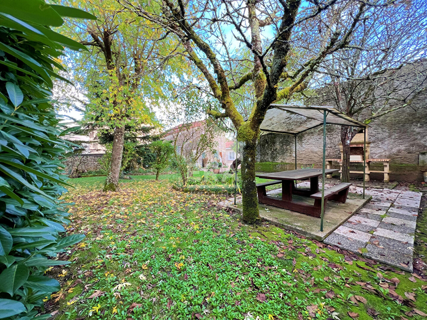 Photo Maison Ruelle Sur Touvre 5 pièce(s) 110 m2 image 4/6