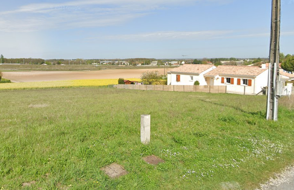 Photo Terrain à vendre La Couronne 1267 m2 16400 image 4/4