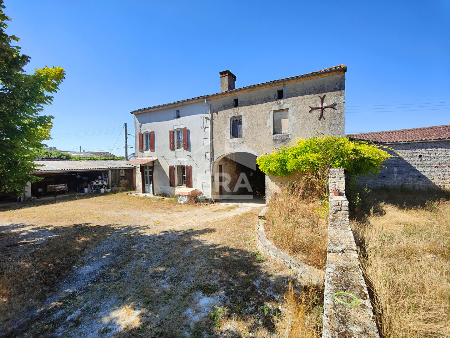 A vendre maison Sigogne 5 pièce(s) 111 m2