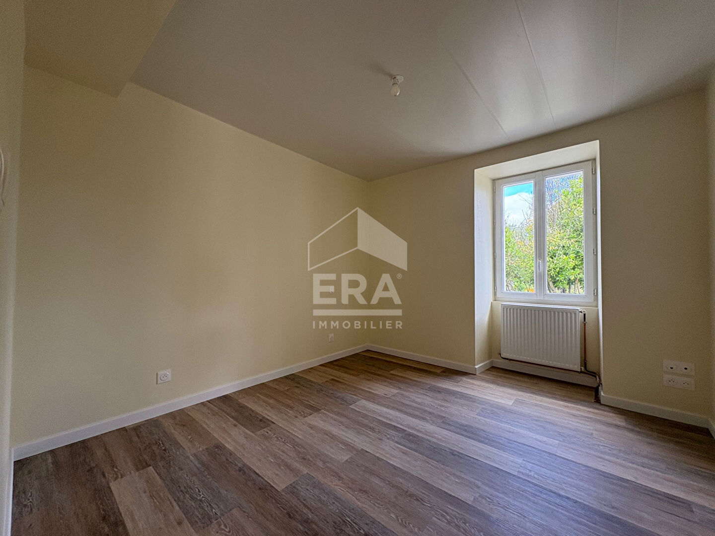 Photo MAISON TYPE II LA COURONNE image 3/6