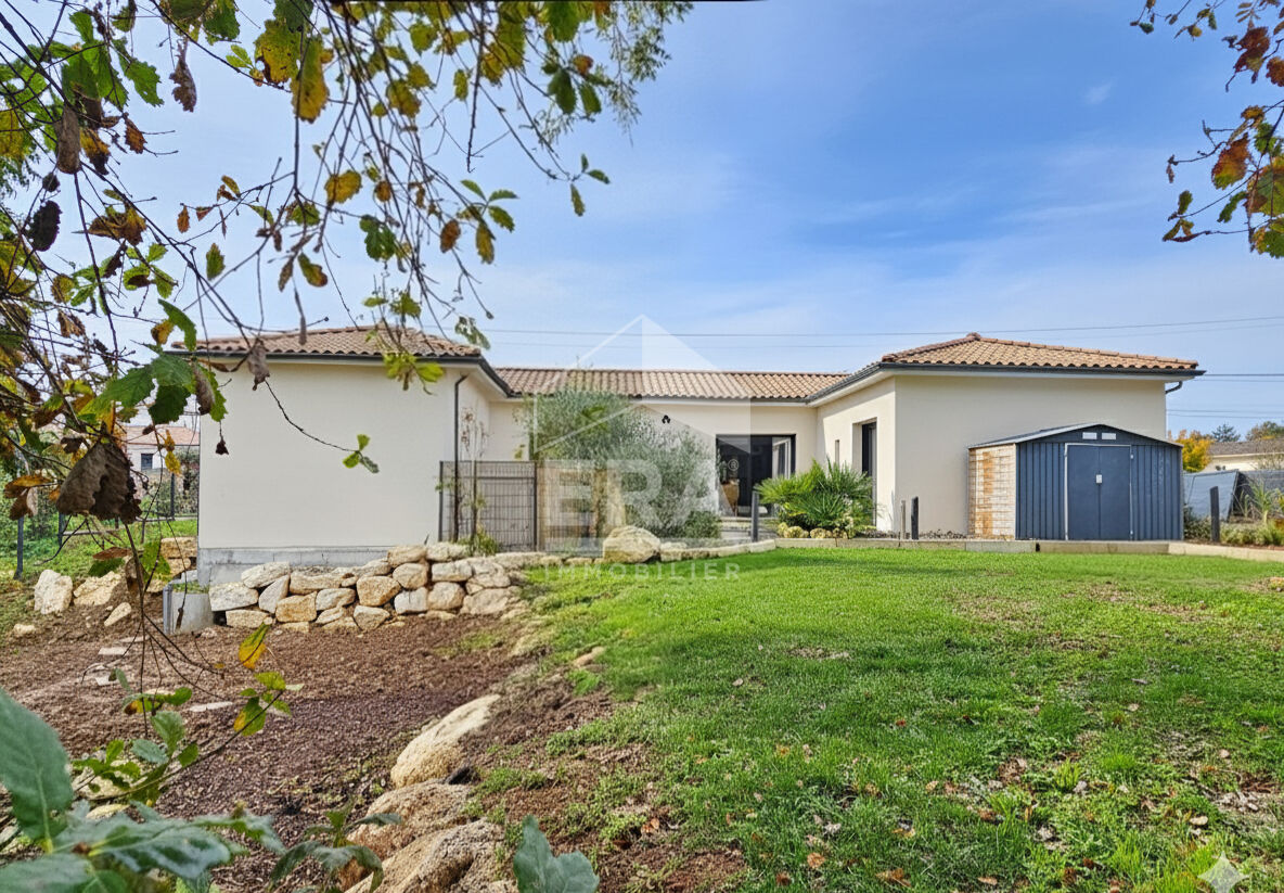 Photo Plain-pied à vendre 2022 - 3 chambres - garage - 130 m² image 1/6