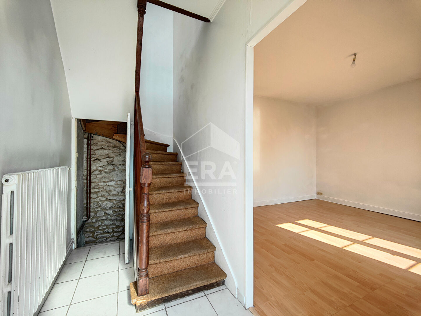 Photo A vendre maison Châteaubernard 5 pièce(s) 112 m2 image 3/6