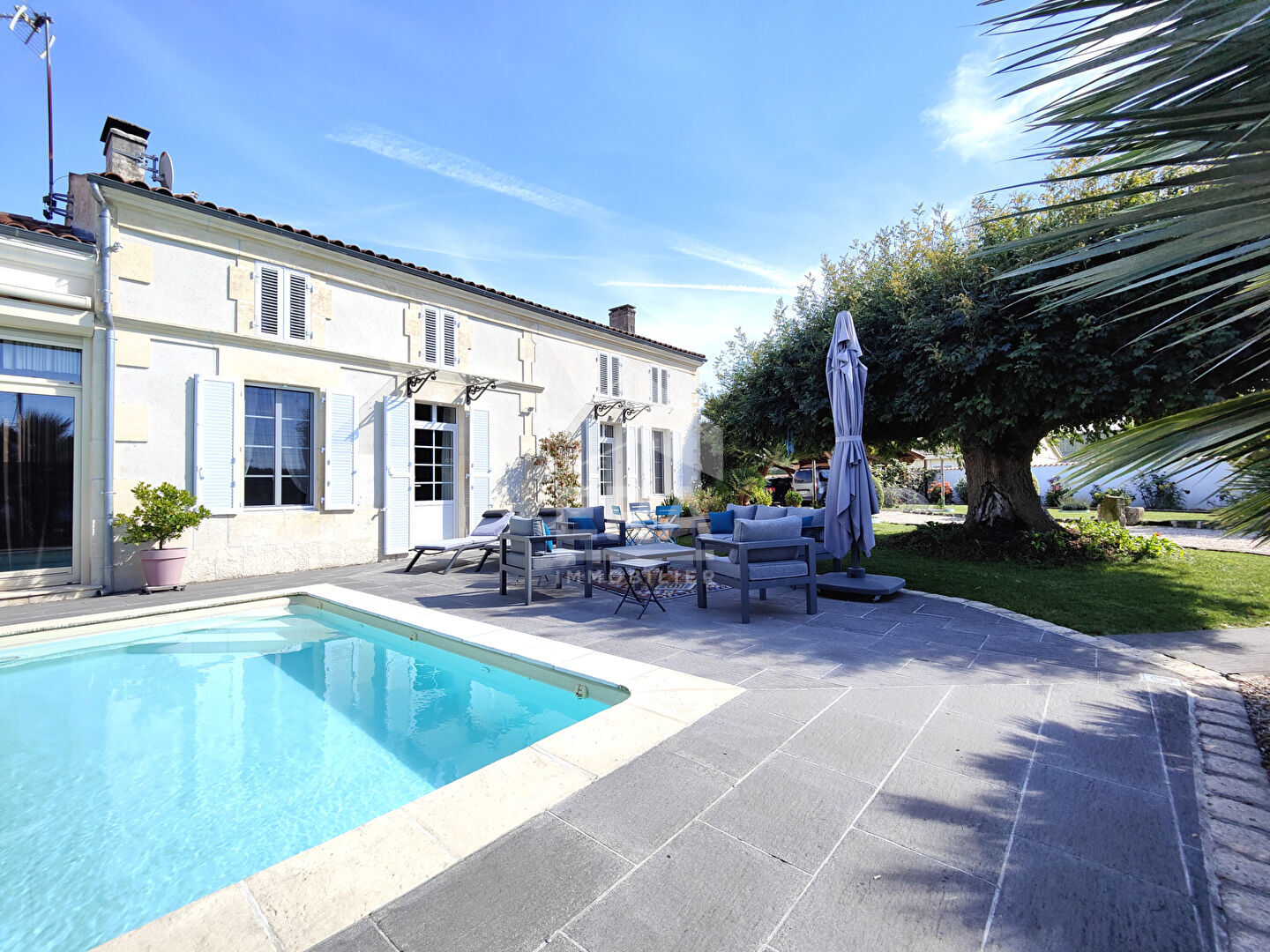 Photo A vendre maison Migron 7 pièce(s) 226 m2 image 2/6