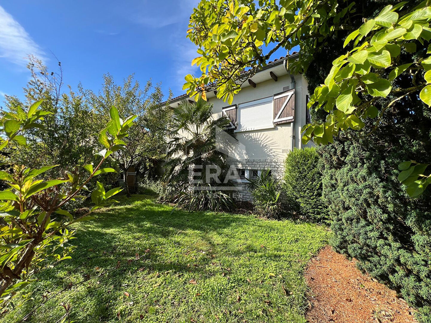 Photo Maison L Isle D Espagnac 5 pièce(s) 137m2 + T2 image 2/6