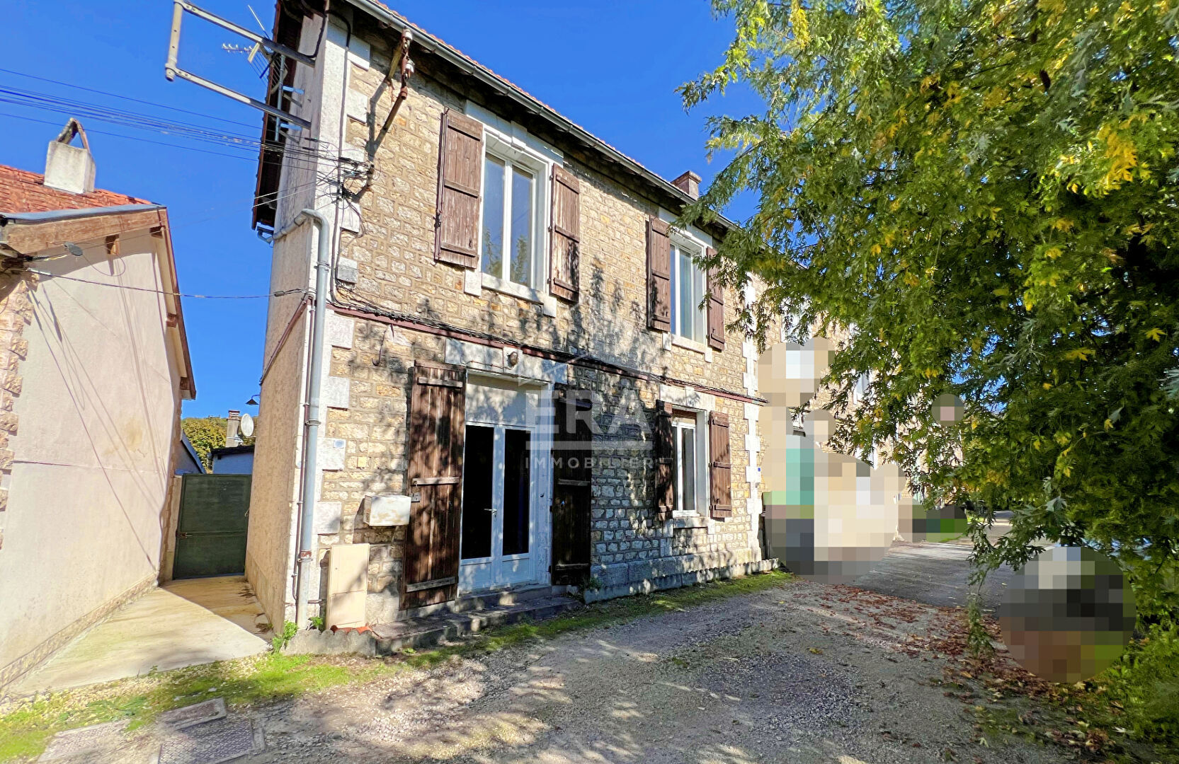 Photo Maison La Couronne 4 pièce(s) 113 m2 image 1/6