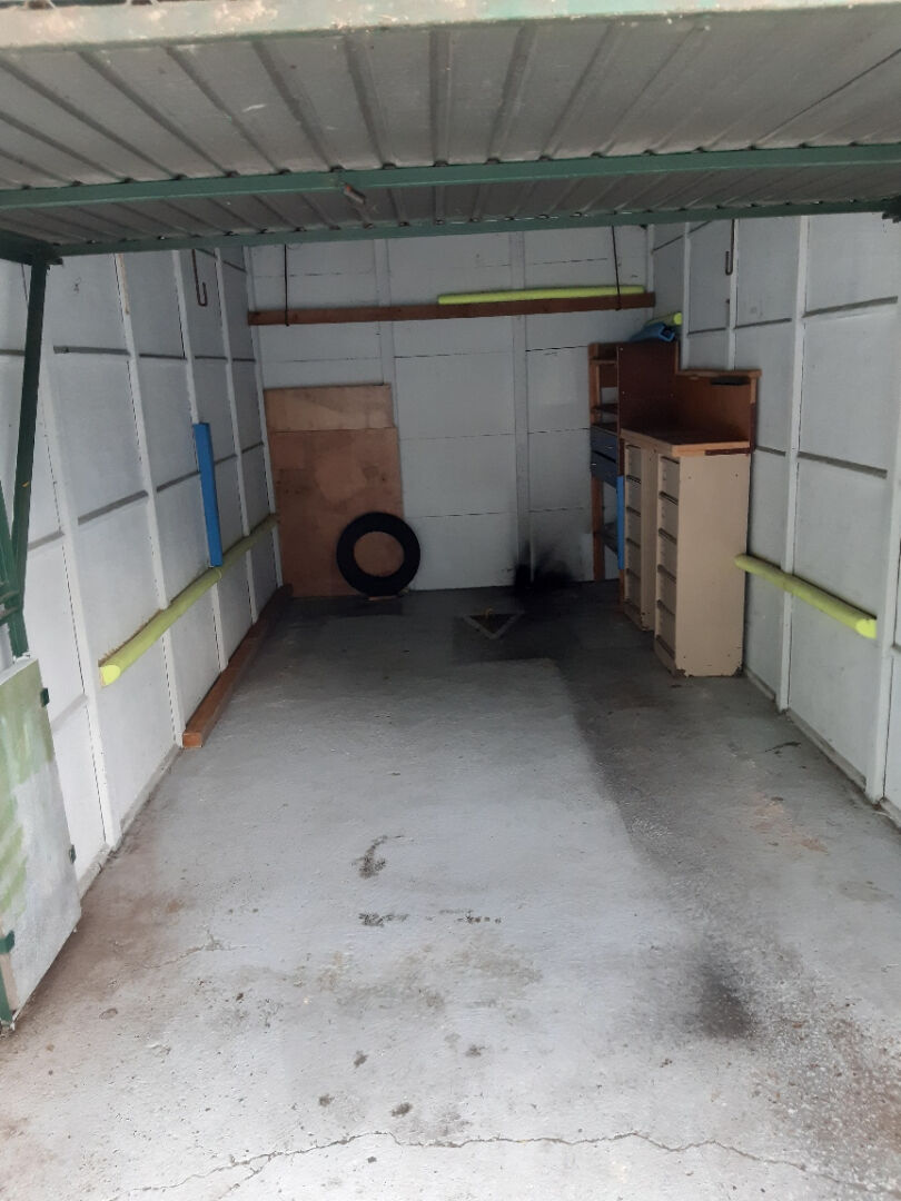 Photo Parking / box Wissous image 2/2