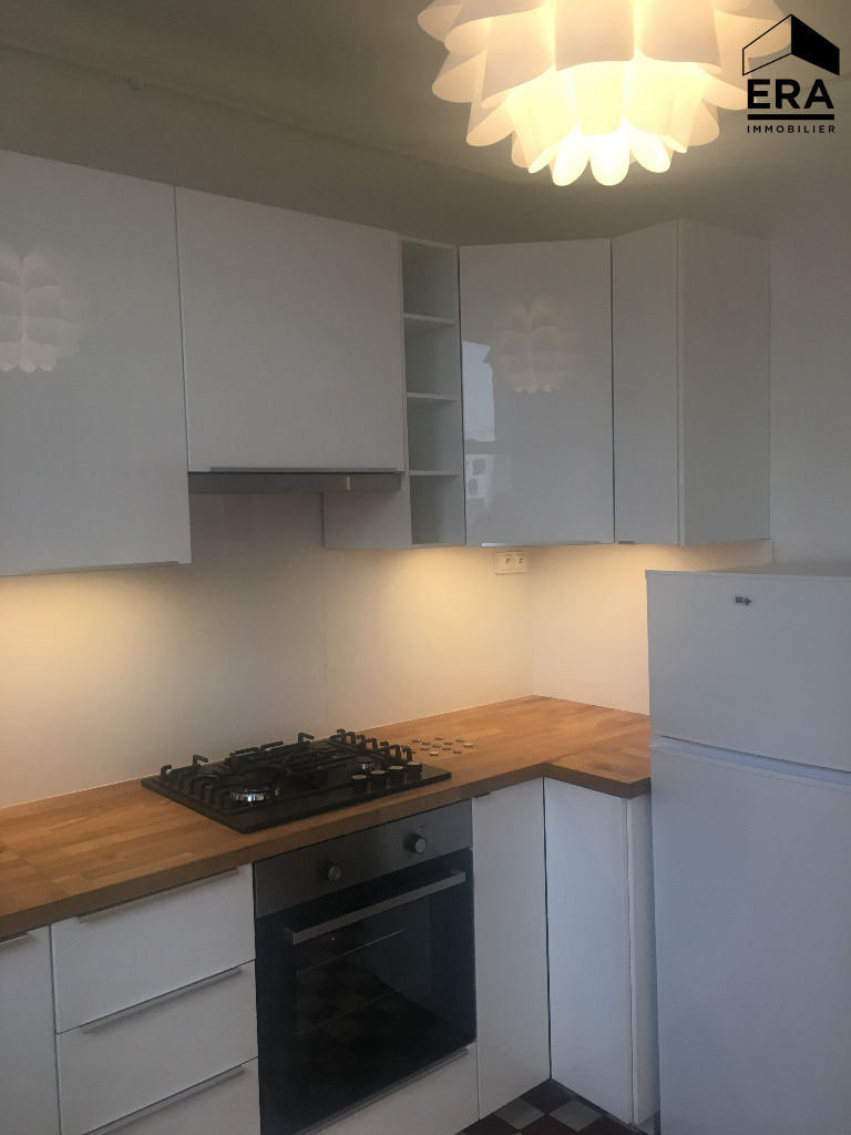 Photo A LOUER APPARTEMENT T2 MEUBLE BORDEAUX STADE CHABAN DELMAS image 3/6