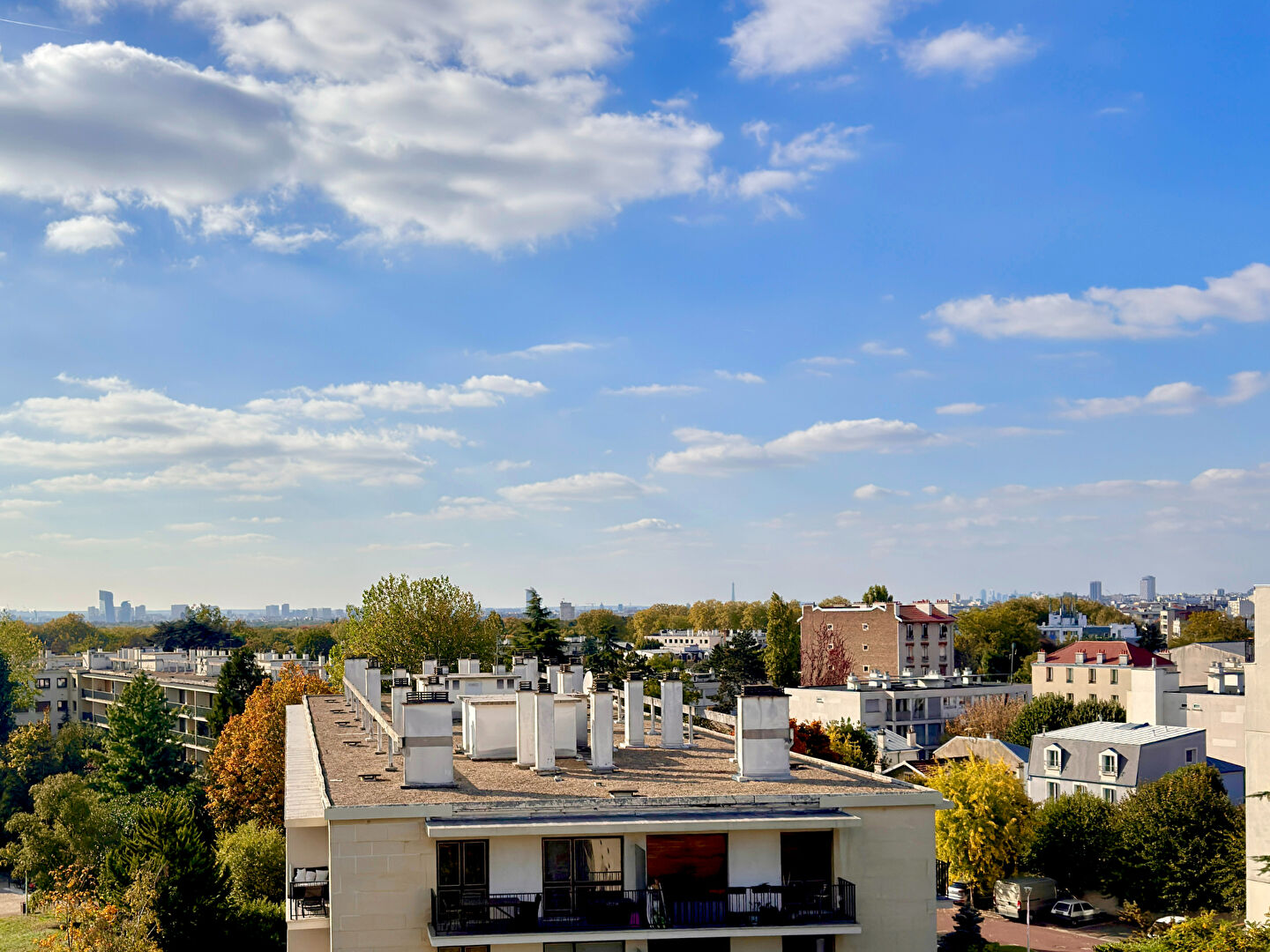 DUPLEX DE 5 PIECES EN DERNIER ETAGE AVEC TROIS TERRASSES - FONTENAY SOUS BOIS