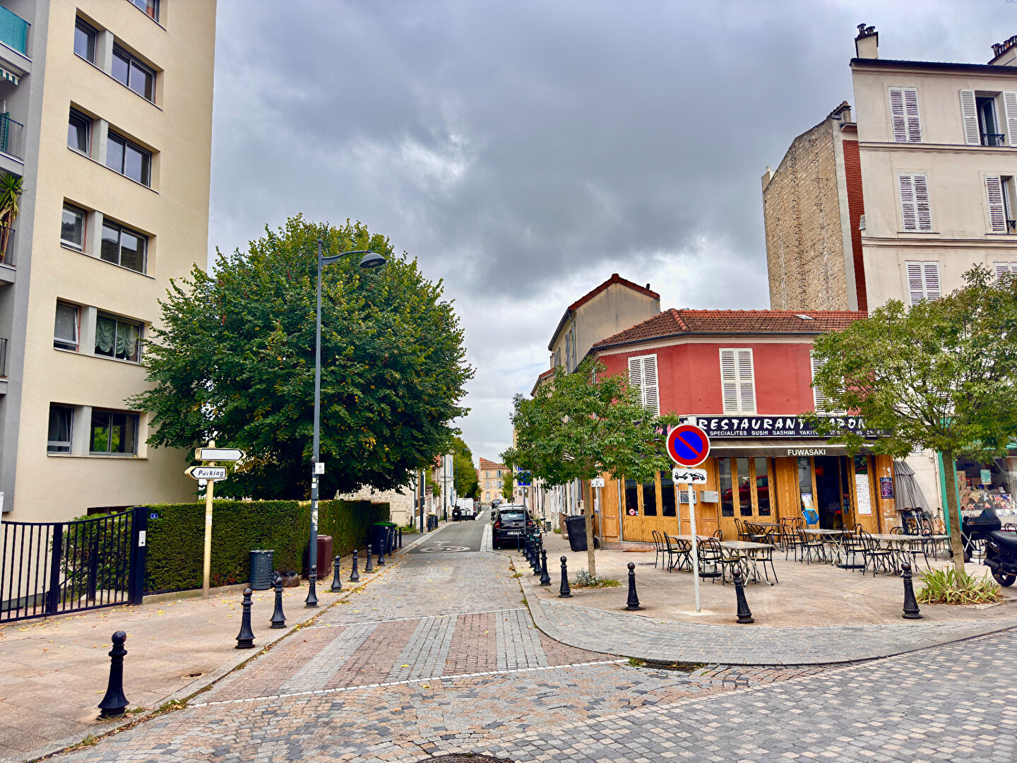 Photo Parking extérieur secteur village Fontenay Sous Bois image 2/3