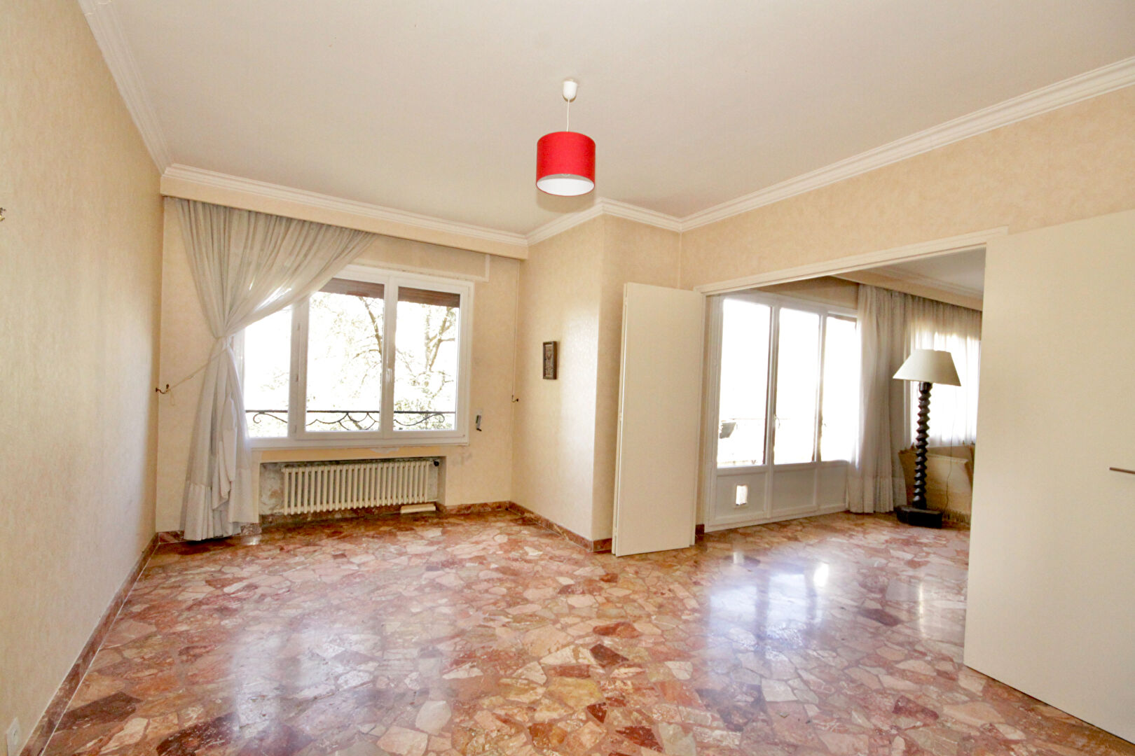 Photo Appartement à Fontenay Sous Bois en limite de Vincennes 5 /6 pièces image 2/6
