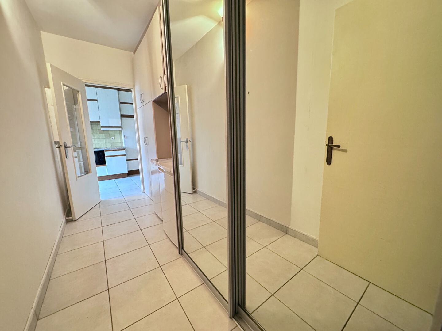 Photo Appartement à Fontenay Sous Bois en limite de Vincennes 5 /6 pièces image 5/6