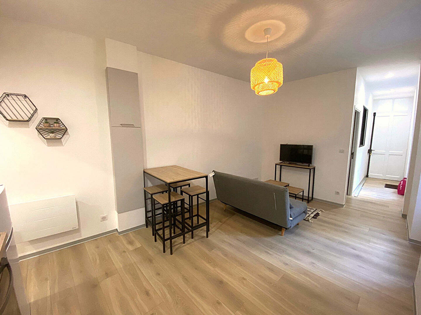 Photo Appartement T2 Meublé - Besançon - Centre ville - 33m² image 2/4