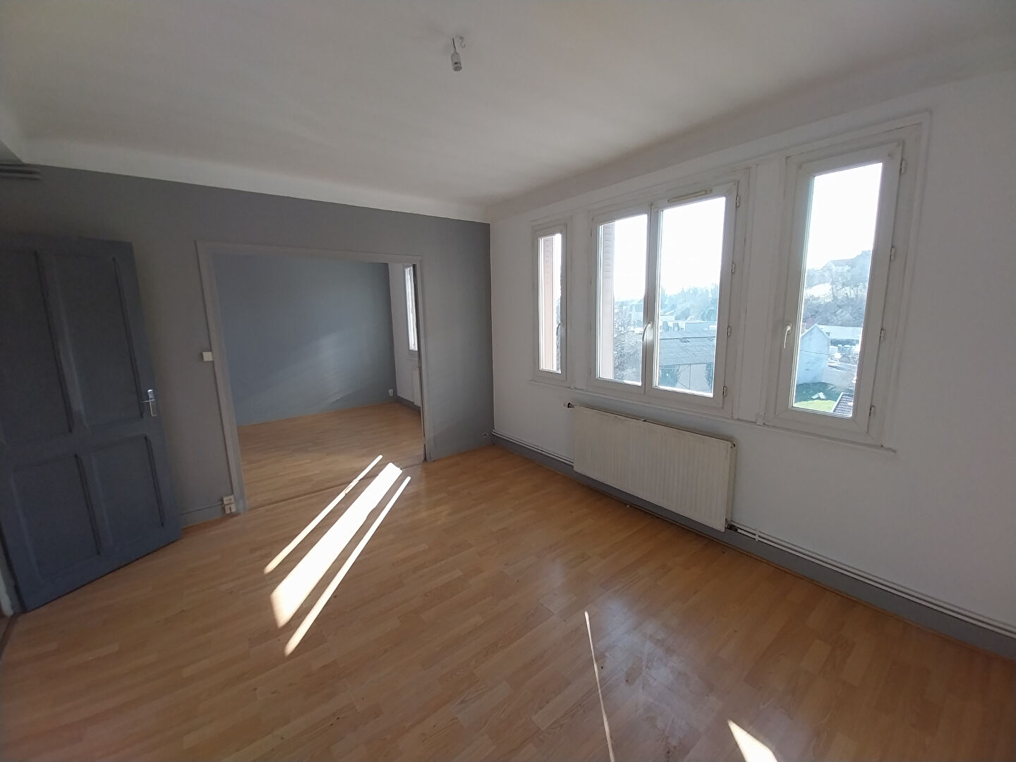 Photo Appartement Gray 4 pièce(s) image 2/6