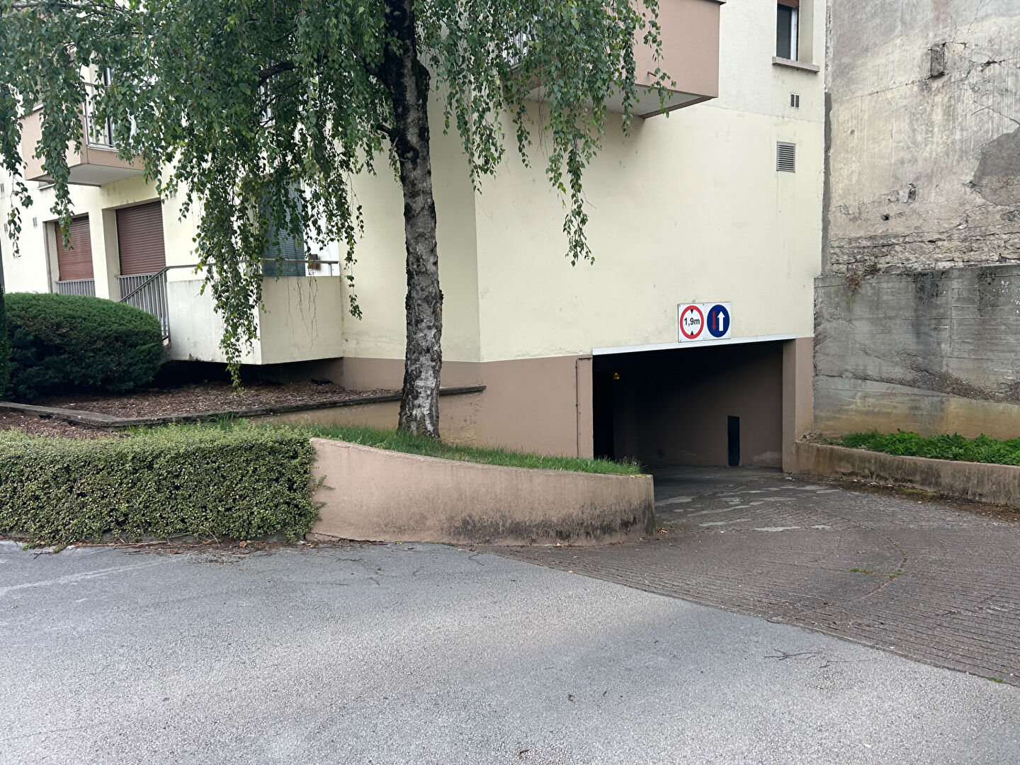 Parking sous-sol - CHAPRAIS -  Besancon