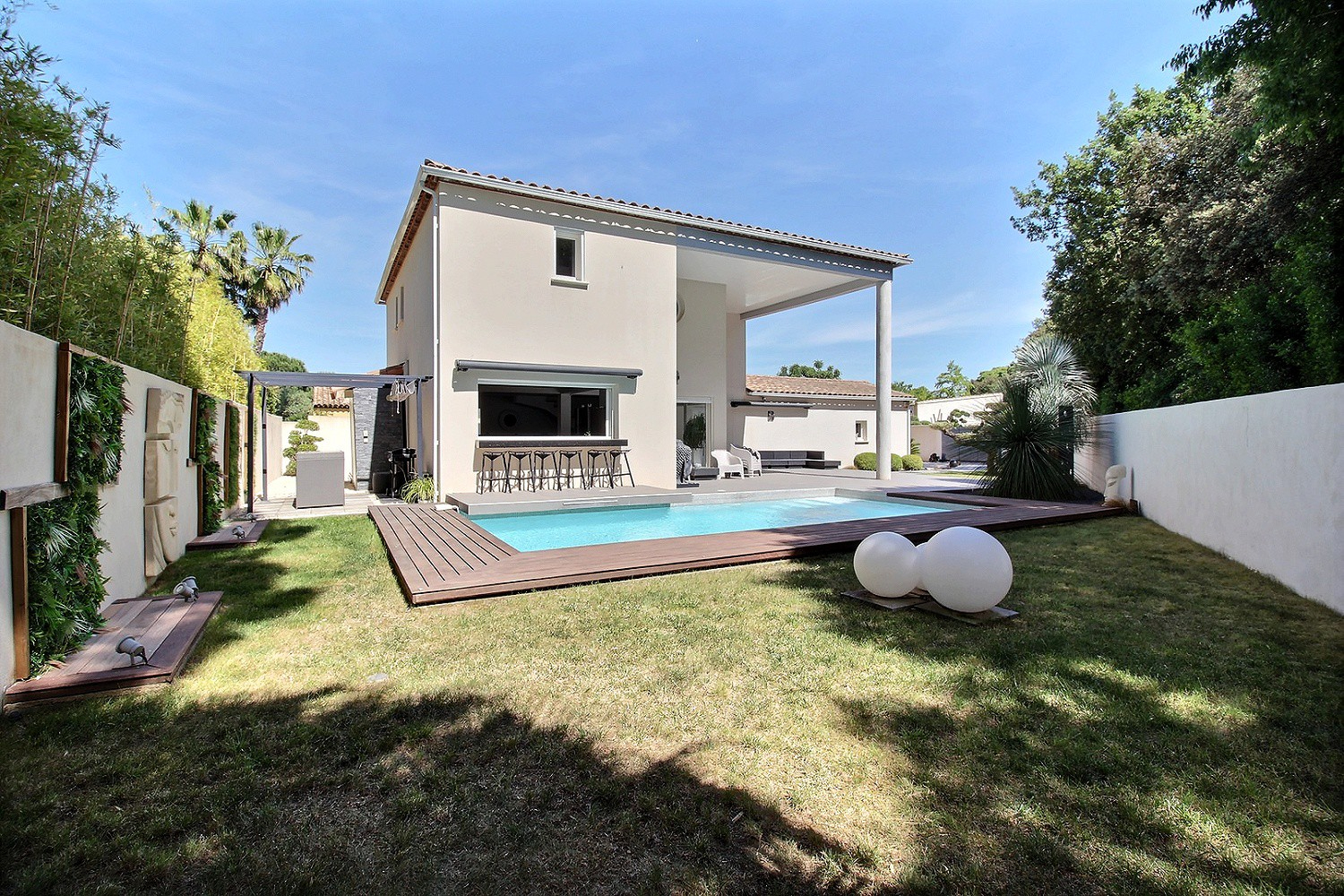 Photo Maison Entre Vignes 5 pièces 160 m2 image 1/6