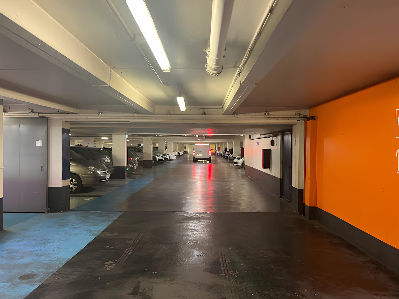 Photo À vendre - Parking sécurisé dans 