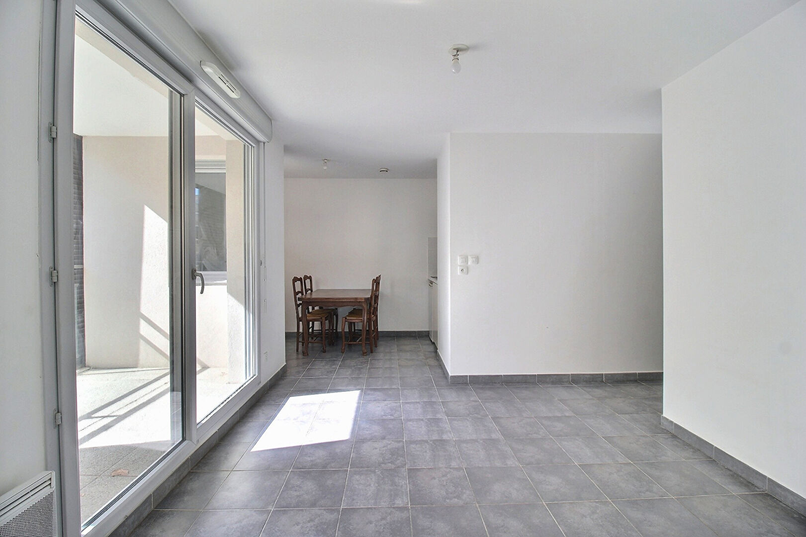 Photo EXCLUSIVITÉ QUARTIER GARE - T2 de 38.68 m² avec terrasse de 5 m² image 3/6