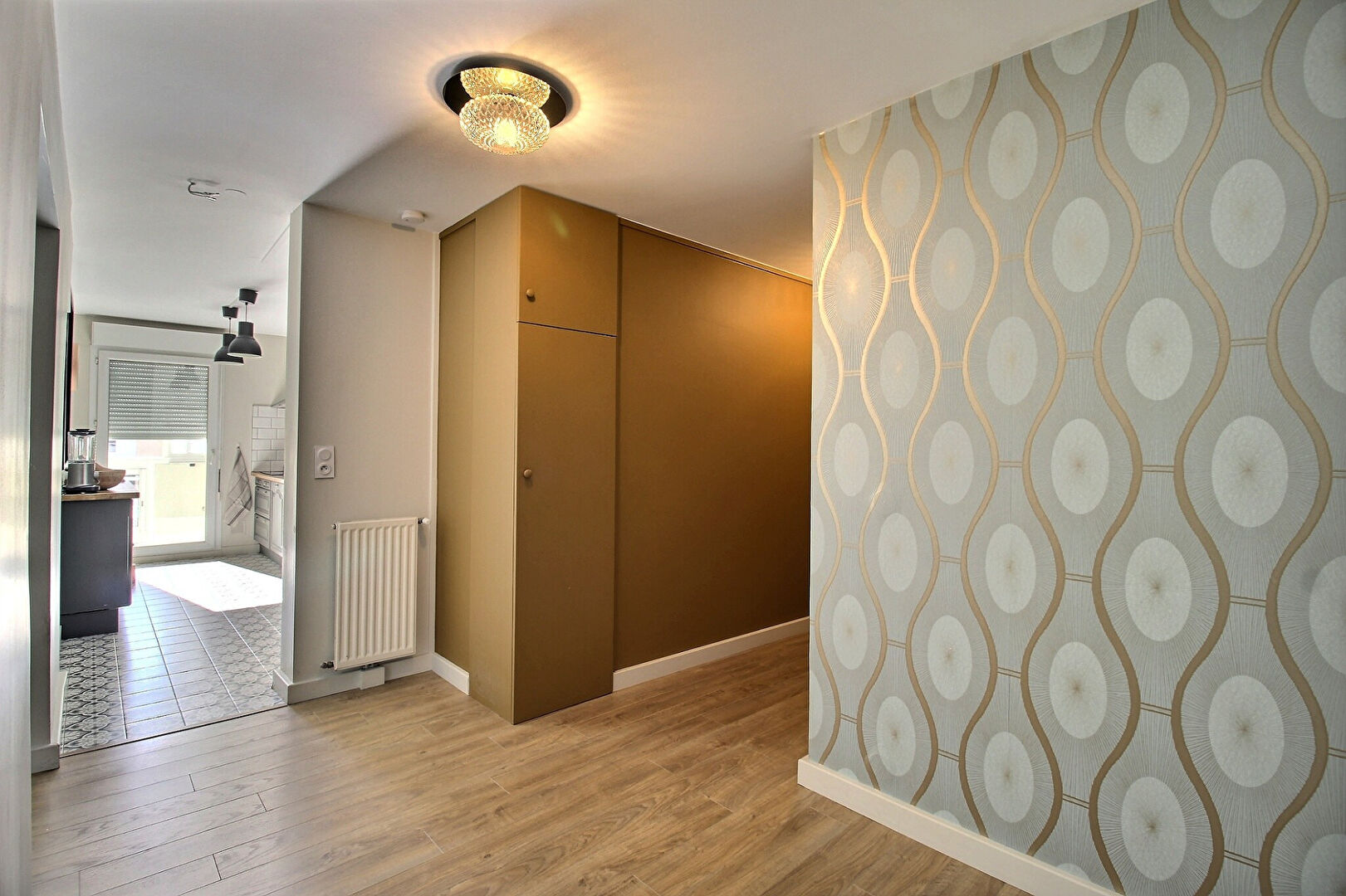 Photo Place Carnot - T3 de 68 m² avec le combo parfait : TERRASSE + LOGGIA + ASCENSEUR + GARAGE image 5/6