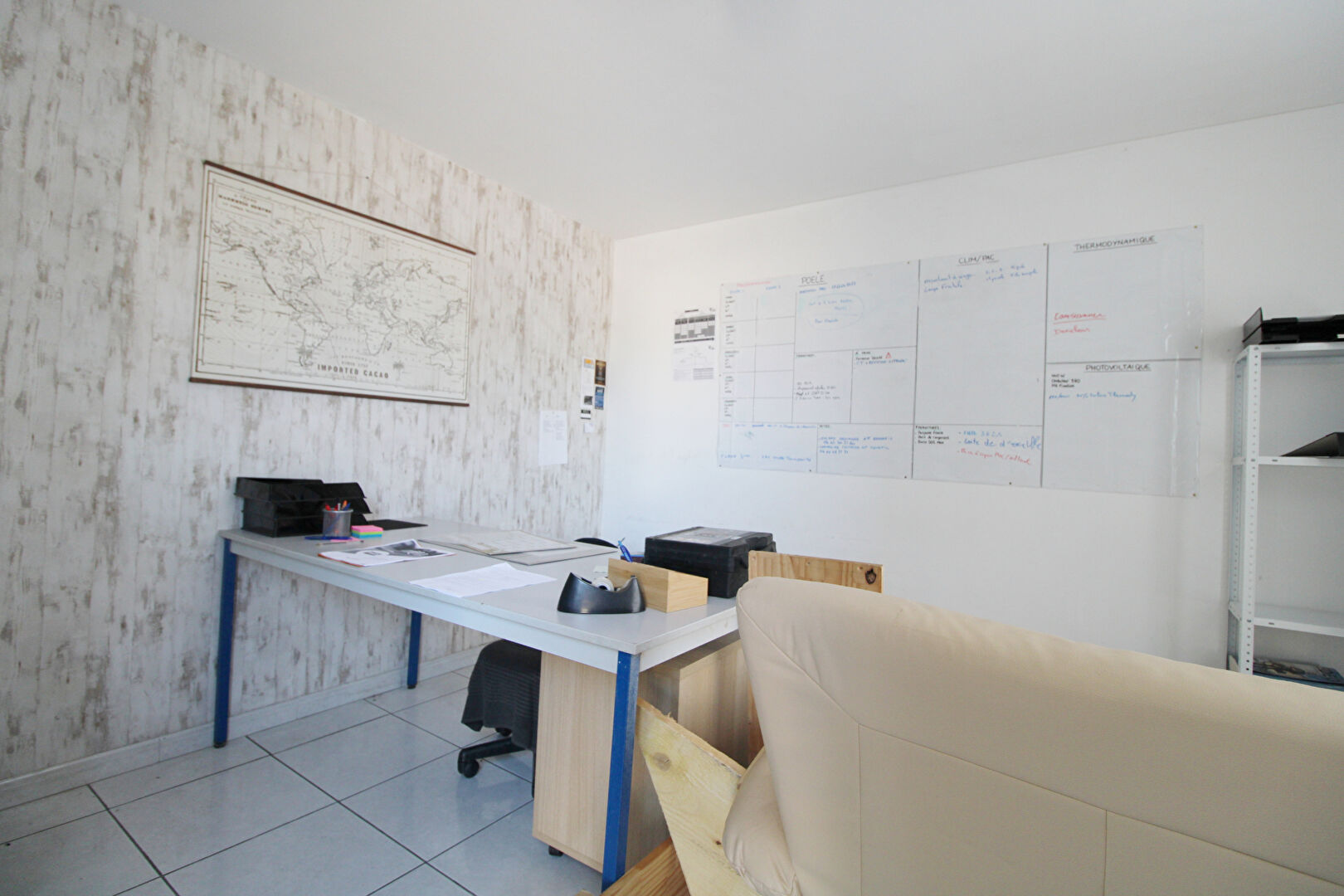 Photo Entrepôt avec bureau Narbonne image 2/5