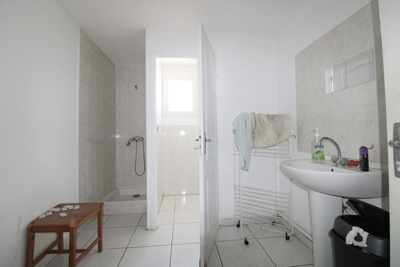 Photo Entrepôt avec bureau Narbonne image 5/5