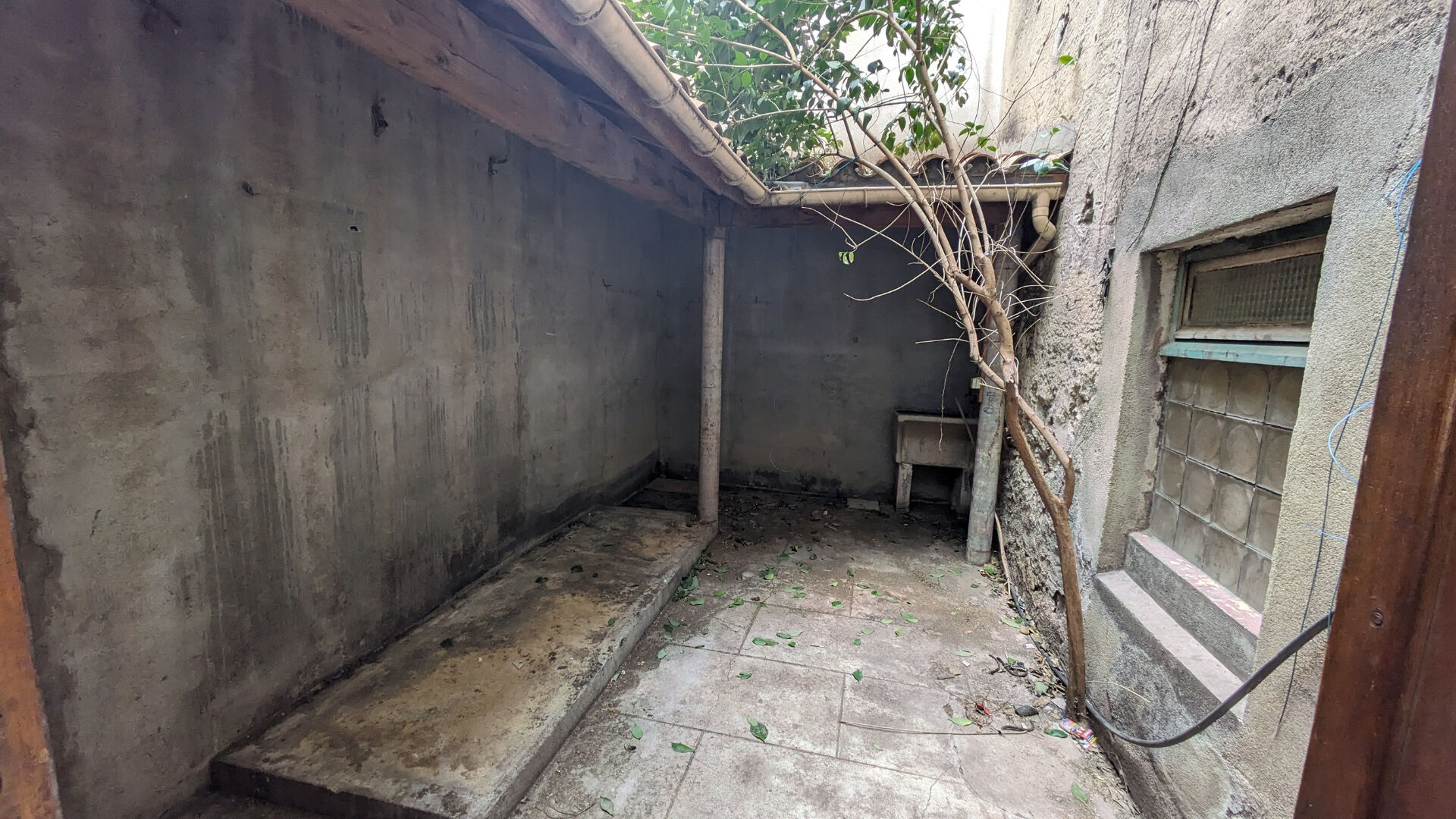 Photo Maison de ville avec commerce. image 4/6