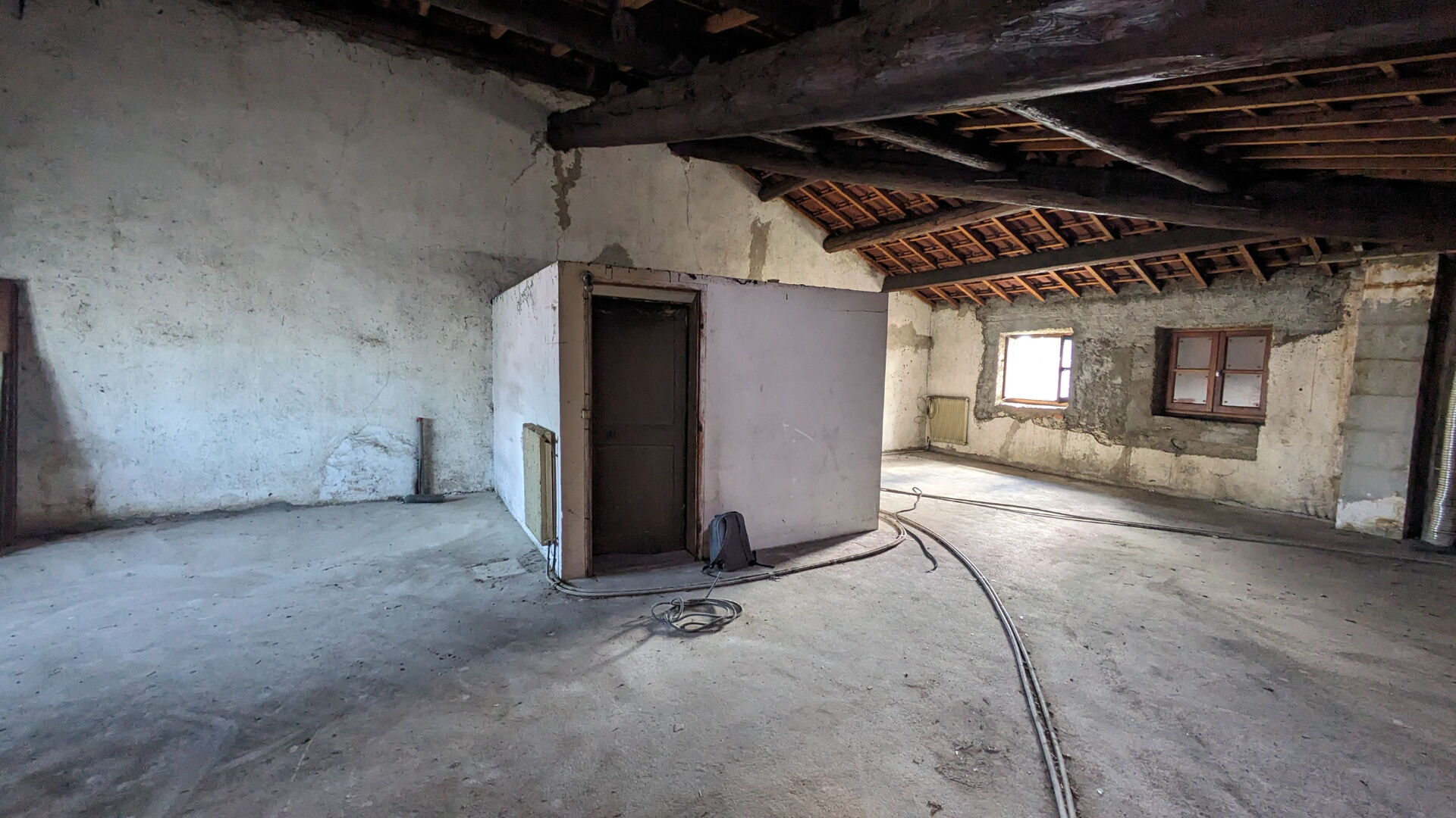 Photo Maison de ville avec commerce. image 6/6