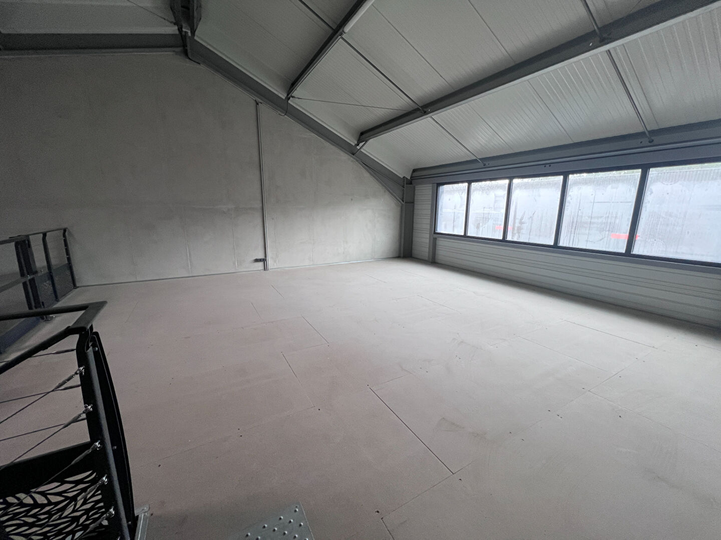 Photo Entrepôt / local industriel Le Teich image 4/6