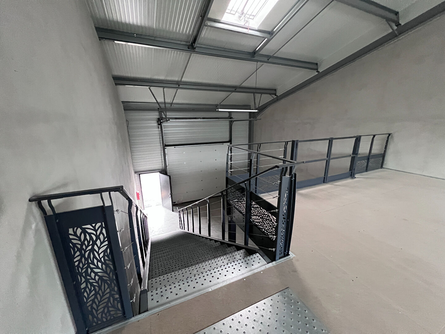 Photo Entrepôt / local industriel Le Teich image 5/6