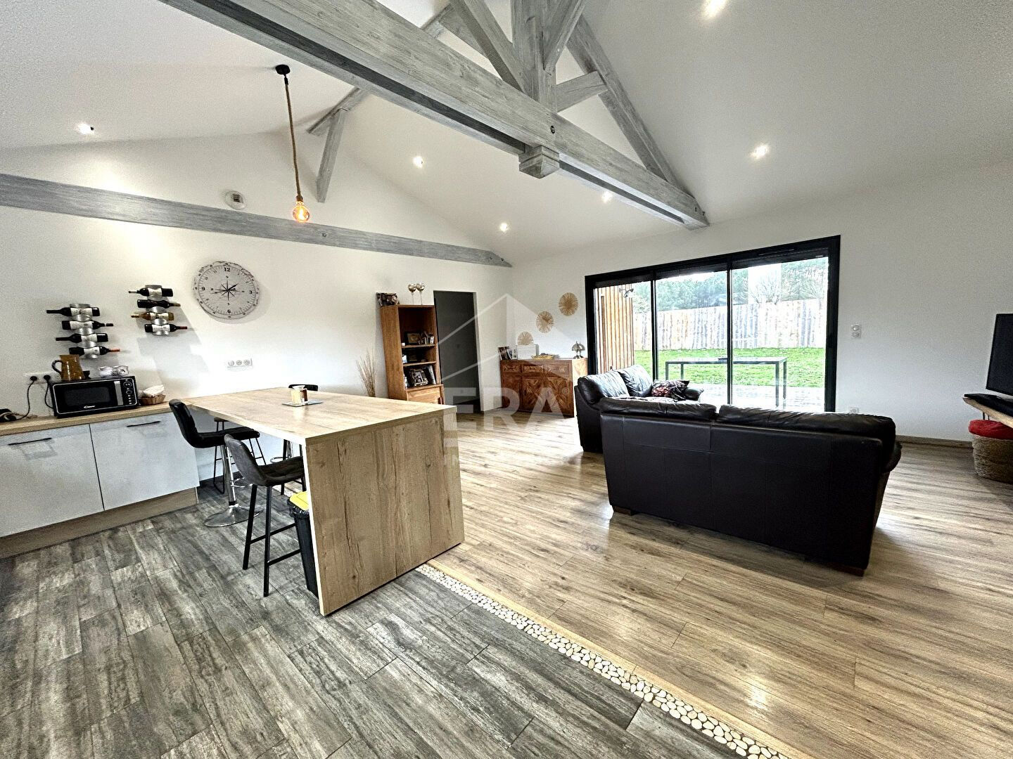 Photo Maison Audenge 5 pièce(s) 120 m2 image 2/5