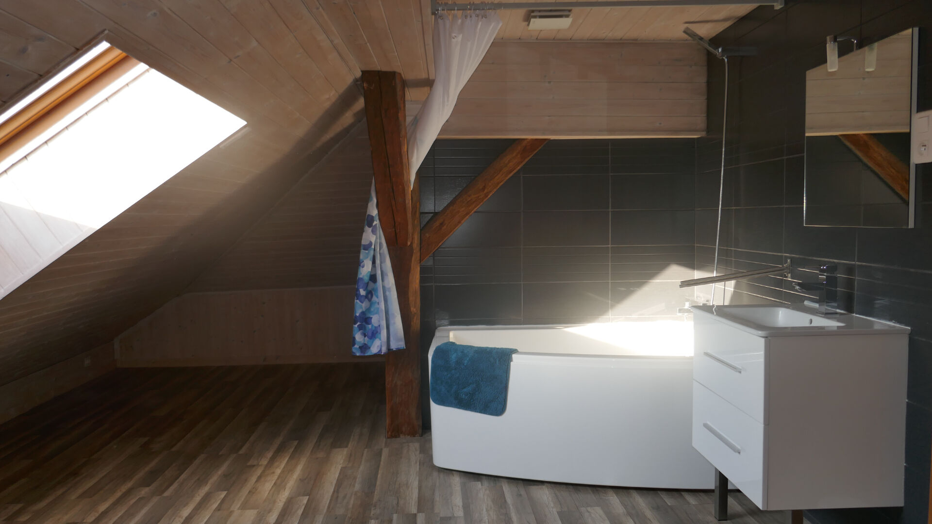 Photo FAVERGES. MAISON DE VILLAGE AU CALME D'UN HAMEAU image 6/6