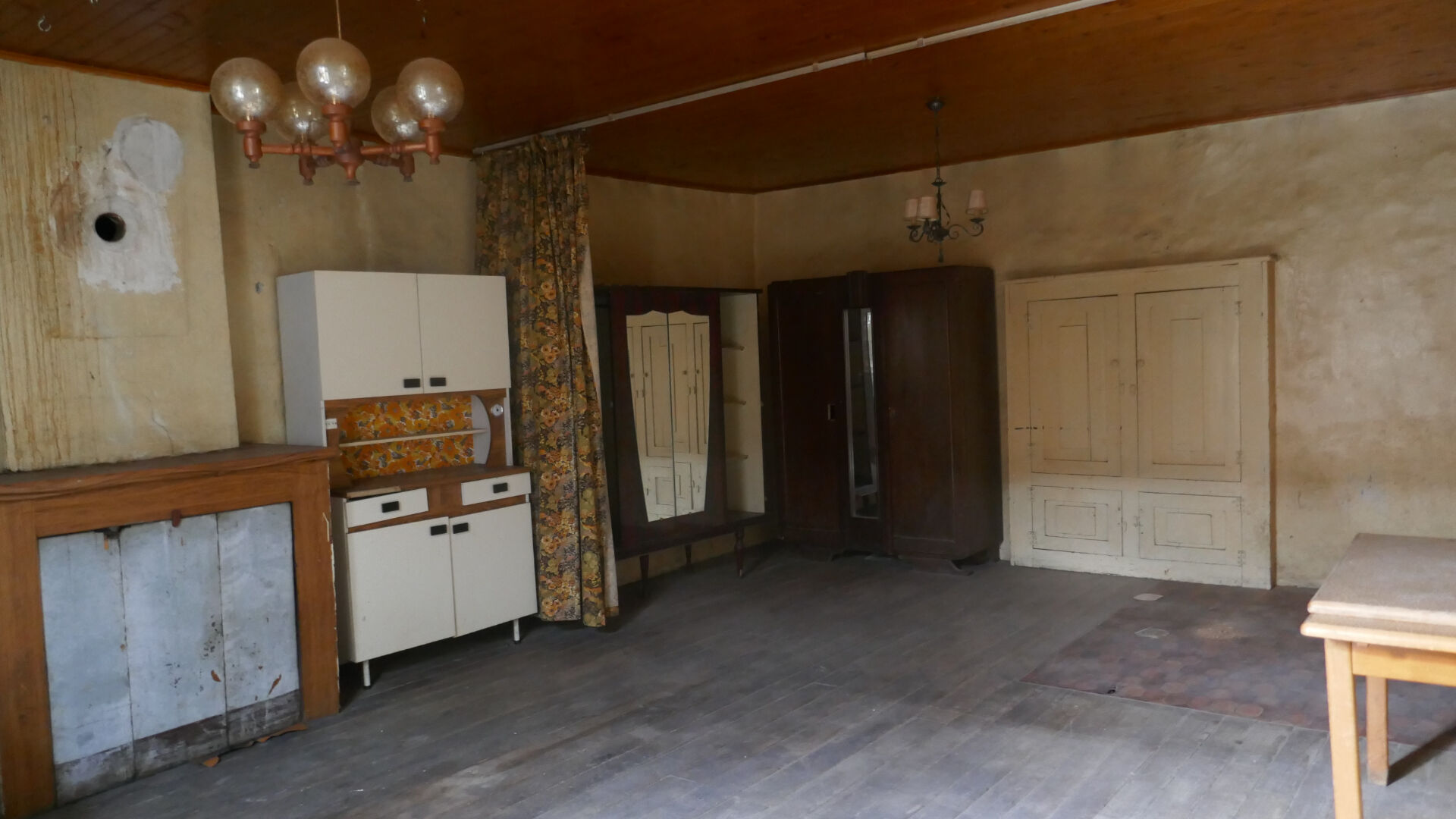 Photo FAVERGES. MAISON DE VILLAGE A REHABILITER AVEC TERRAIN CONSTRUCTIBLE image 4/6