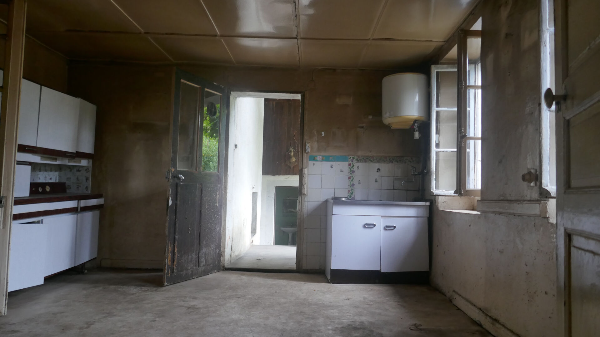 Photo FAVERGES. MAISON DE VILLAGE A REHABILITER AVEC TERRAIN CONSTRUCTIBLE image 5/6