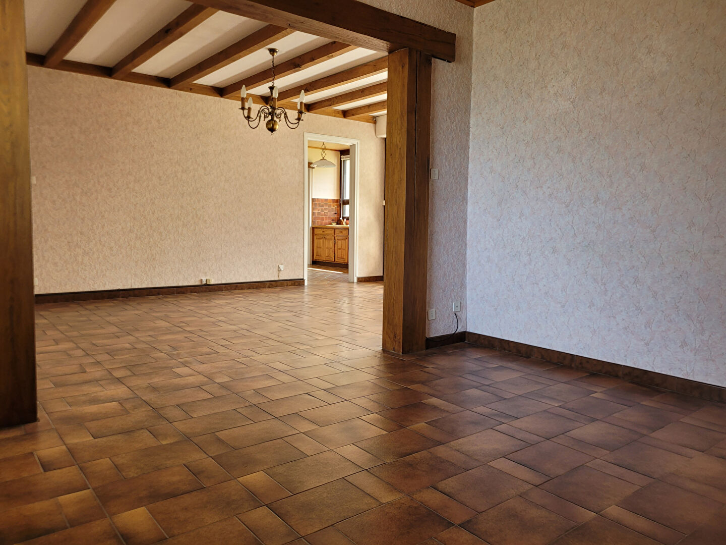 Photo FAVERGES. APPARTEMENT 4 PIECES AVEC CAVE image 4/6