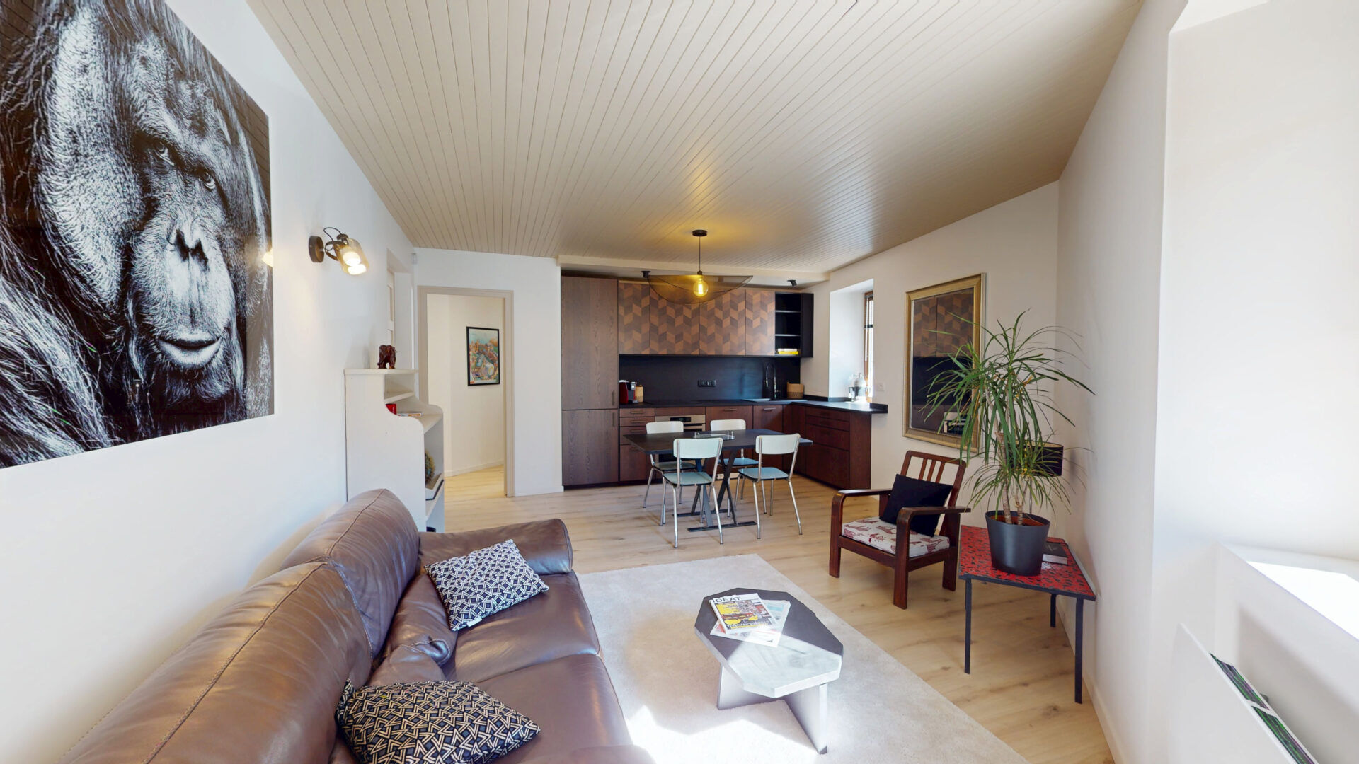 FAVERGES. APPARTEMENT 3 PIECES ENTIEREMENT RENOVE