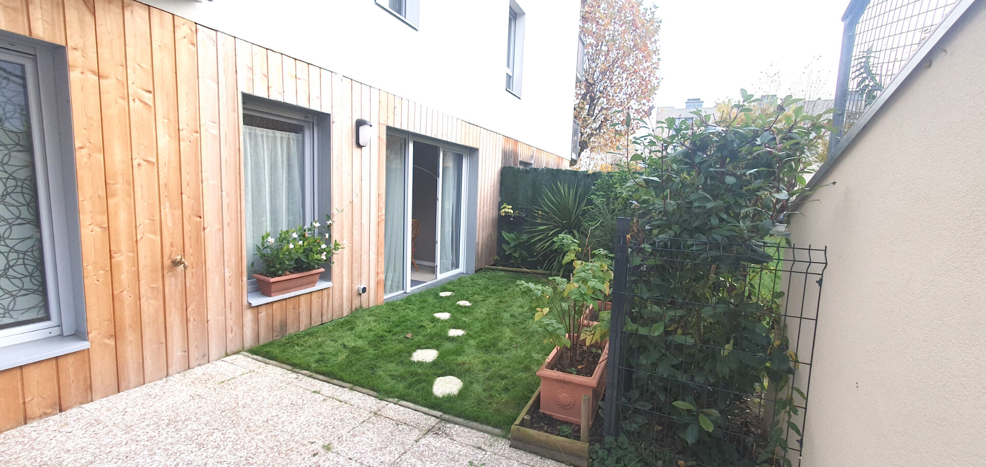 Photo APPARTEMENT TERRASSE / JARDIN image 1/6